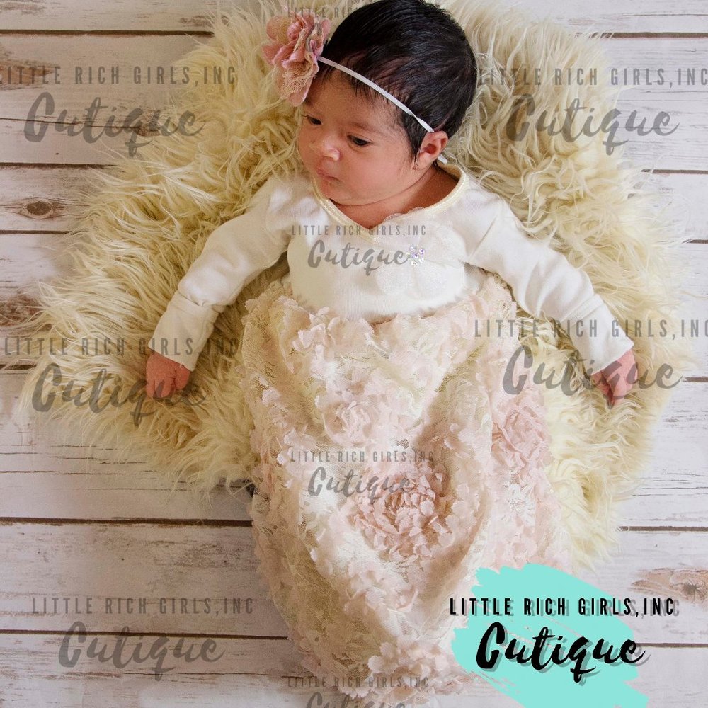 Vintage Mauve Designer Hand Crafted Infant Sac